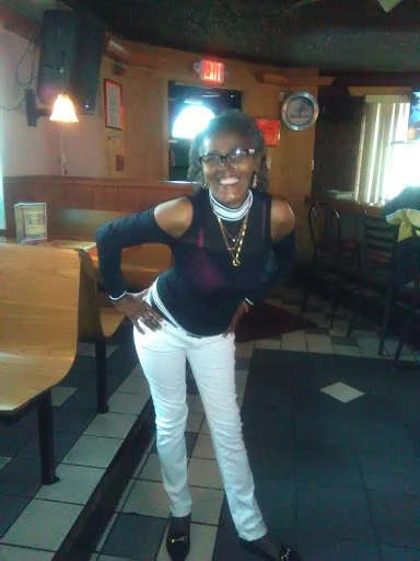 Charley B's Bar & Grill photo 4